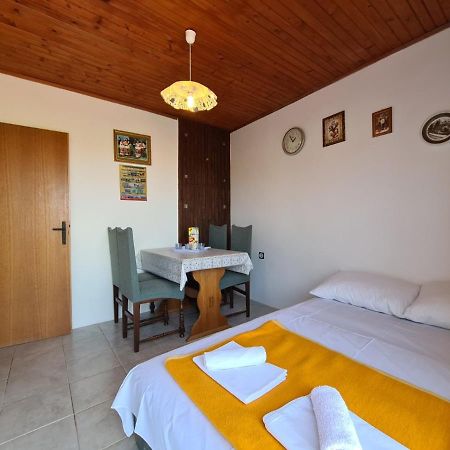 Apartments Zlatko 1397 Štinjan Dış mekan fotoğraf
