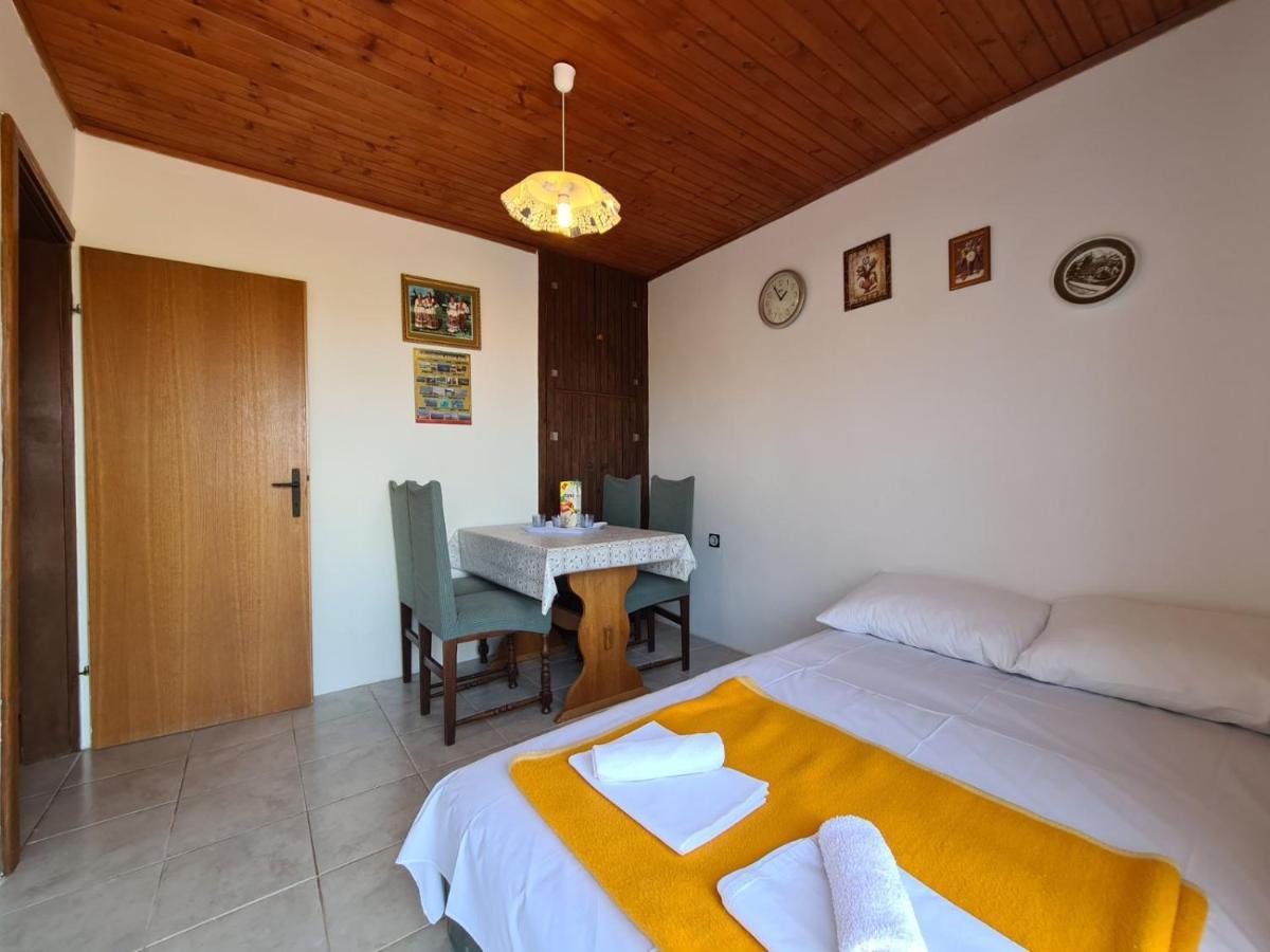 Apartments Zlatko 1397 Štinjan Dış mekan fotoğraf