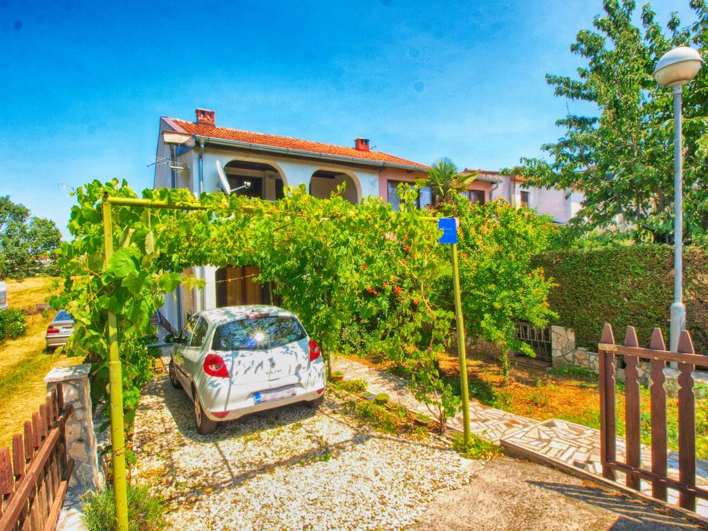 Apartments Zlatko 1397 Štinjan Dış mekan fotoğraf